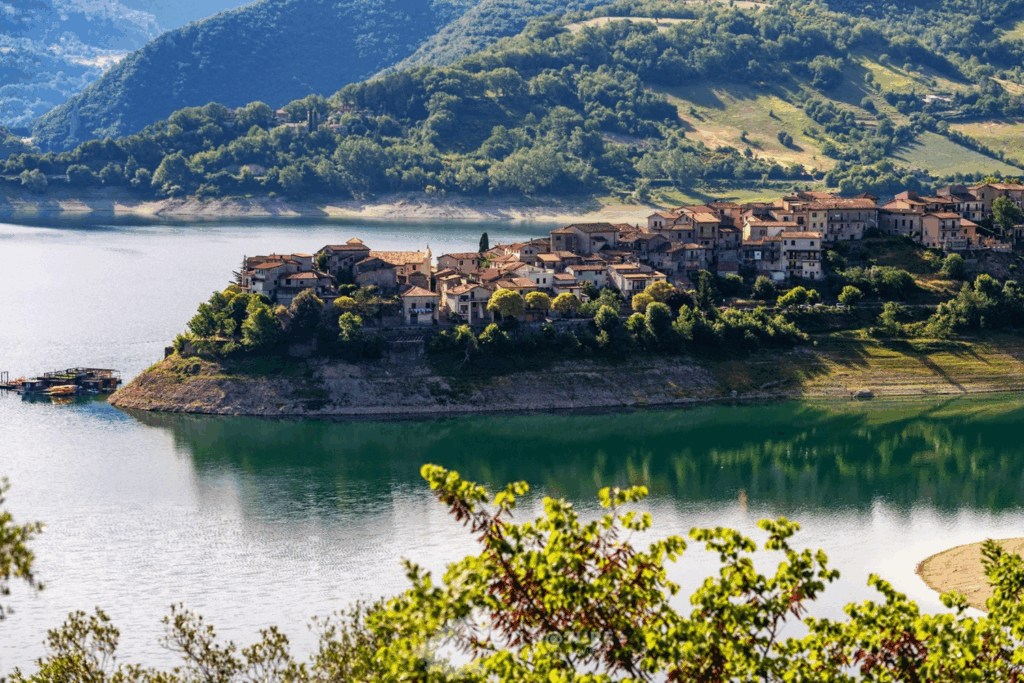 Colle di Tora